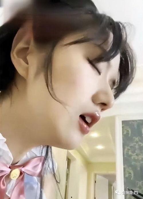 免费吃瓜女视频网红,揭秘免费吃瓜网红的爆红之路